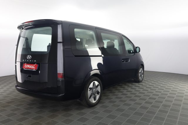 HYUNDAI Staria usata 3