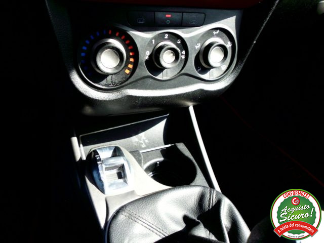 ALFA ROMEO MiTo usata, con Volante in pelle