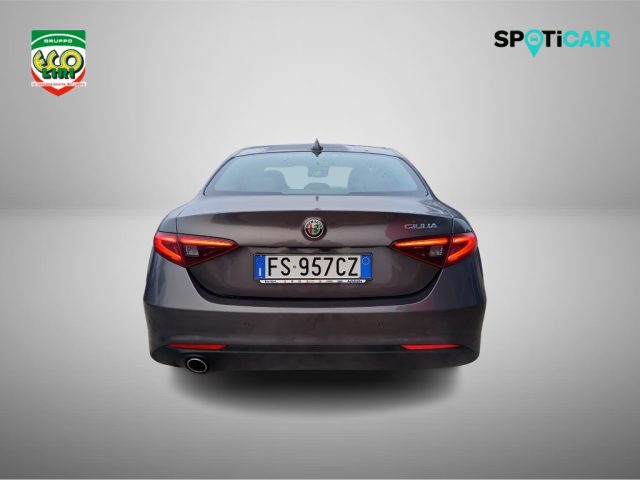 ALFA ROMEO Giulia usata, con Autoradio