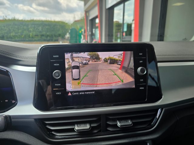 VOLKSWAGEN T-Roc usata, con Telecamera per parcheggio assistito