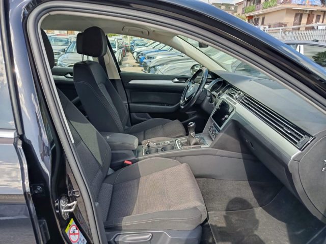 VOLKSWAGEN Passat Variant usata, con Climatizzatore