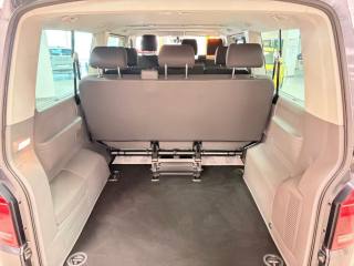 VOLKSWAGEN Caravelle usata, con Fari LED