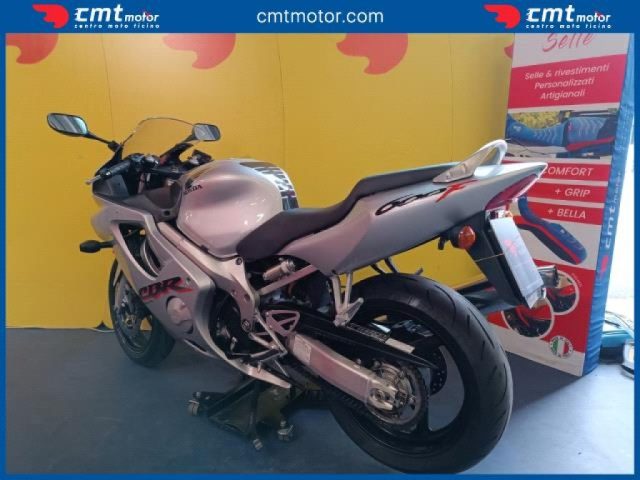 HONDA CBR 600 F usata 6