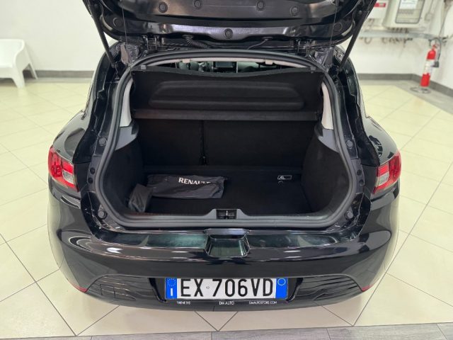 RENAULT Clio usata, con Controllo trazione