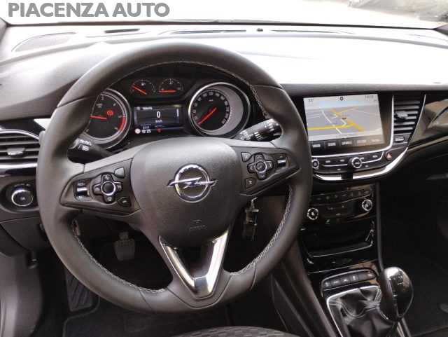 OPEL Astra usata, con Controllo automatico clima