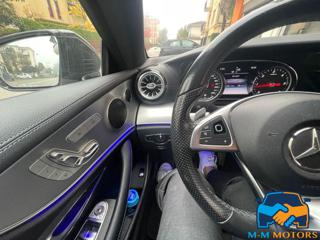 MERCEDES-BENZ E 220 usata, con Servosterzo