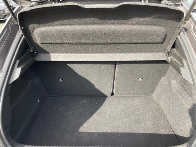 PEUGEOT 208 usata, con Cerchi in lega