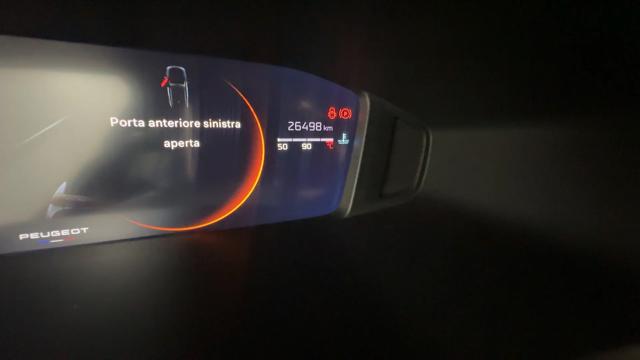 PEUGEOT 2008 usata, con Park Distance Control