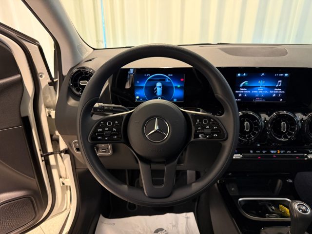 MERCEDES-BENZ B 180 usata, con Boardcomputer