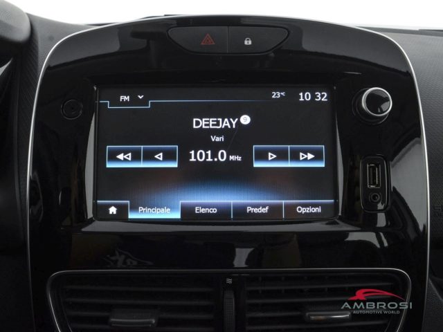 RENAULT Clio usata 12
