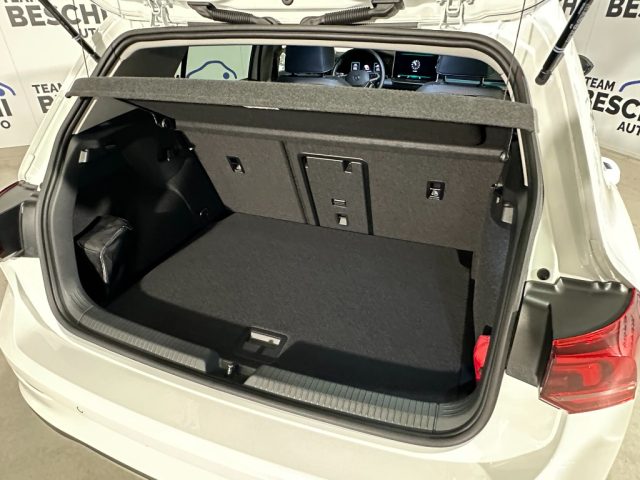 VOLKSWAGEN Golf usata, con Sedili riscaldati