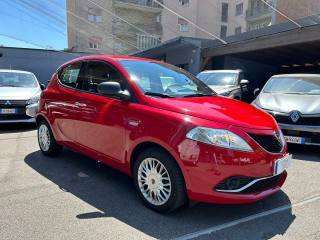 LANCIA Ypsilon usata, con Airbag