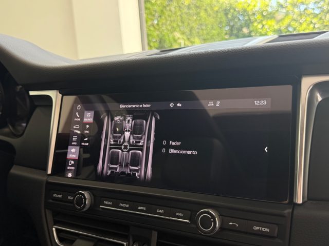PORSCHE Macan usata, con Vetri oscurati