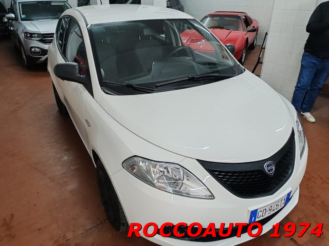 LANCIA Ypsilon usata, con Airbag