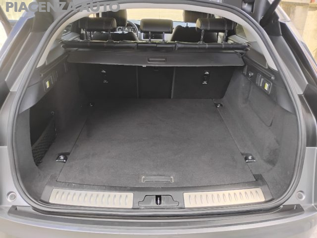 LAND ROVER Range Rover Velar usata, con Cruise Control