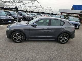 ALFA ROMEO Stelvio usata, con Volante in pelle
