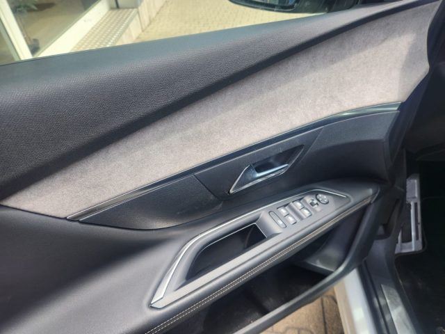 PEUGEOT 3008 usata, con Cruise Control
