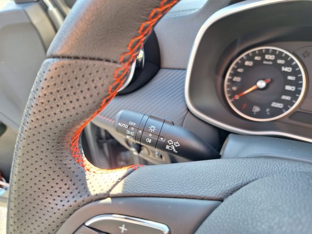 MG ZS usata, con Luci diurne LED