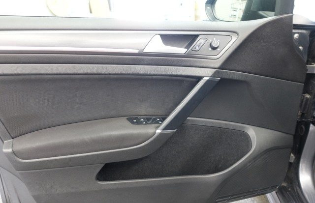 VOLKSWAGEN Golf GTI usata, con Servosterzo