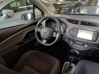 TOYOTA Yaris usata, con Sedile posteriore sdoppiato