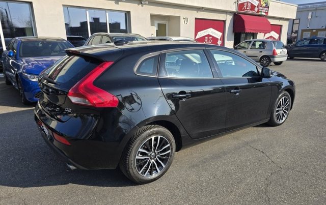 VOLVO V40 usata, con Airbag
