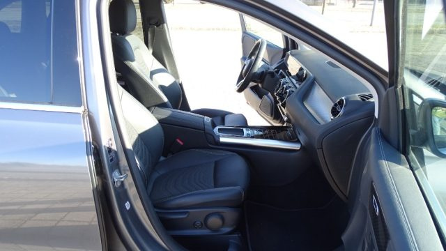 MERCEDES-BENZ B 200 usata 60