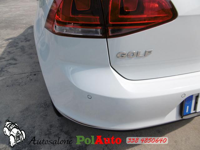 VOLKSWAGEN Golf usata, con Autoradio