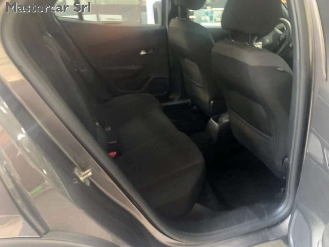 PEUGEOT 2008 usata, con Autoradio