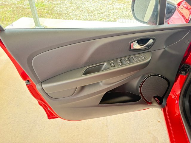 RENAULT Clio usata, con Airbag posteriore