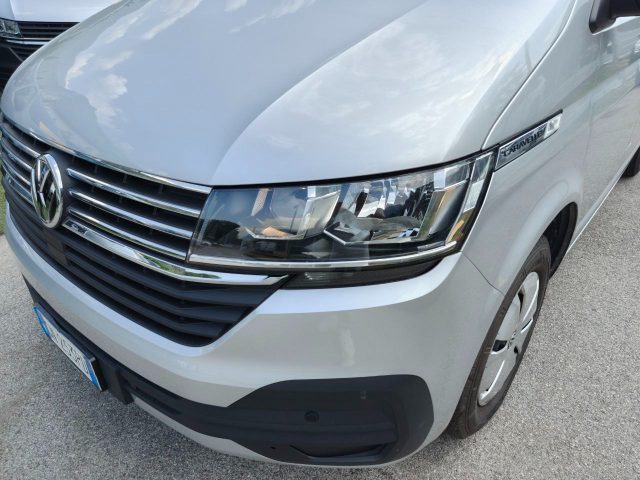 VOLKSWAGEN Caravelle usata, con Bracciolo