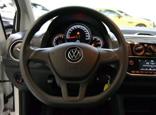 VOLKSWAGEN up! usata, con Boardcomputer