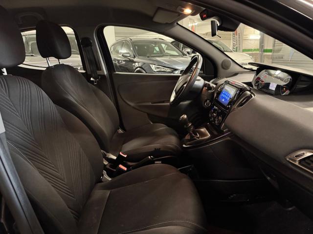 LANCIA Ypsilon usata, con Fendinebbia