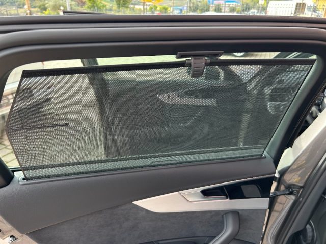 AUDI A4 usata, con USB