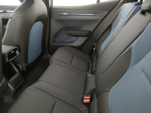 VOLVO EX30 usata, con ESP