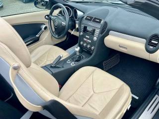 MERCEDES-BENZ SLK 200 usata, con Bracciolo