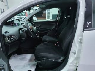 LANCIA Ypsilon usata, con Cronologia tagliandi