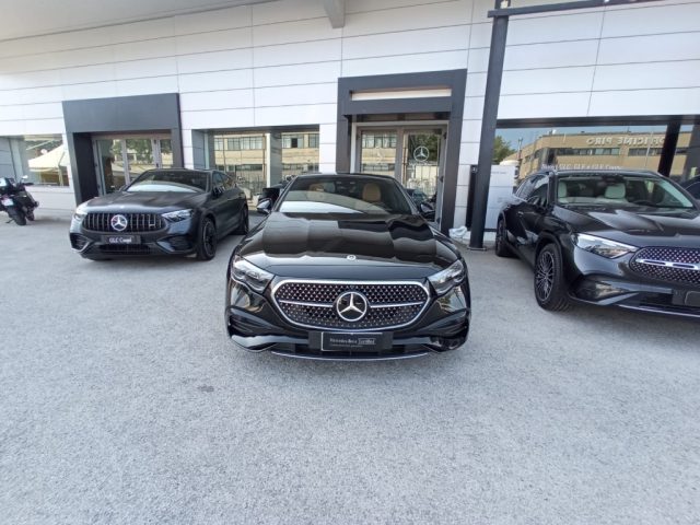 MERCEDES-BENZ E 220 usata, con Airbag