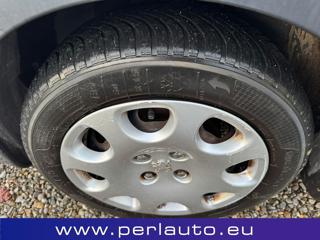 PEUGEOT 1007 usata, con Servosterzo