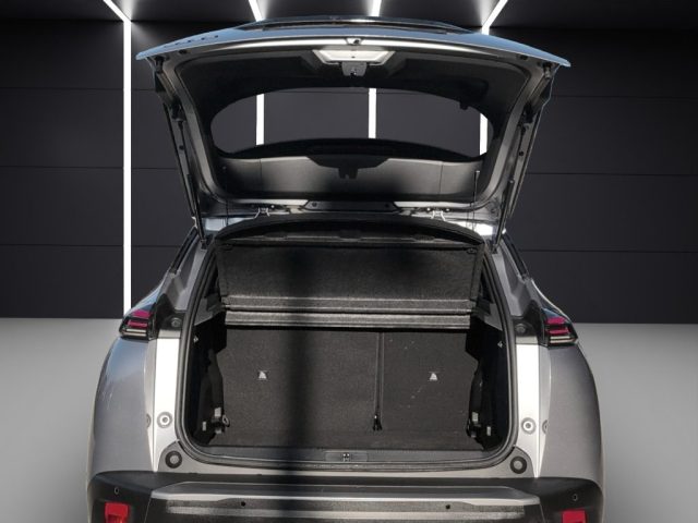PEUGEOT 2008 usata, con Boardcomputer