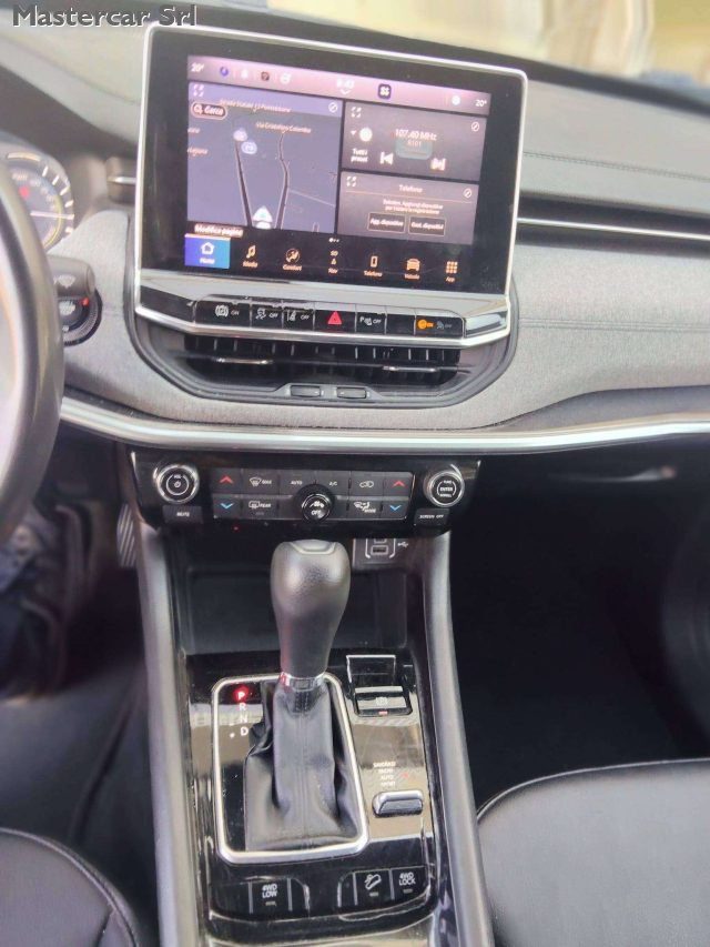 JEEP Compass usata, con Autoradio digitale