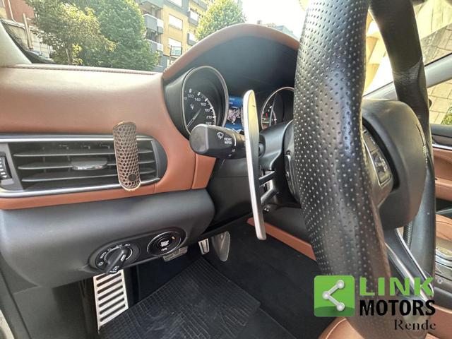MASERATI Levante usata, con Volante in pelle