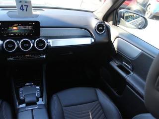 MERCEDES-BENZ GLB 180 usata, con Fari LED