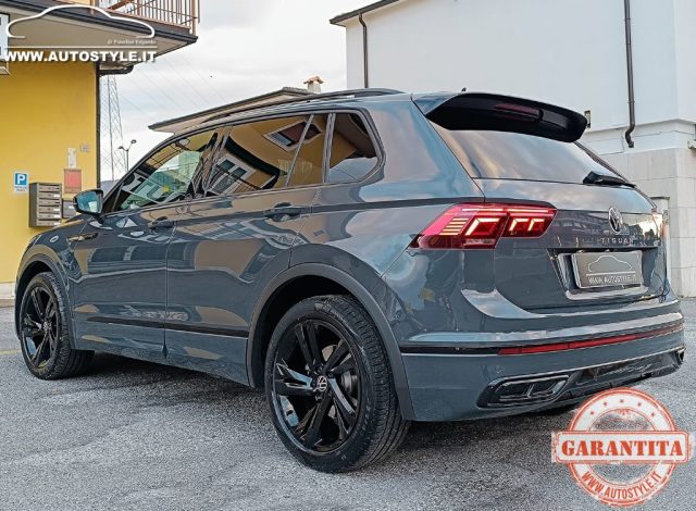 VOLKSWAGEN Tiguan usata, con Sensore di pioggia