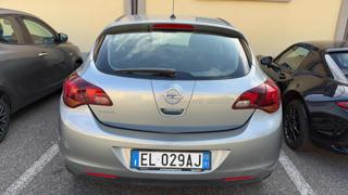 OPEL Astra usata, con Airbag