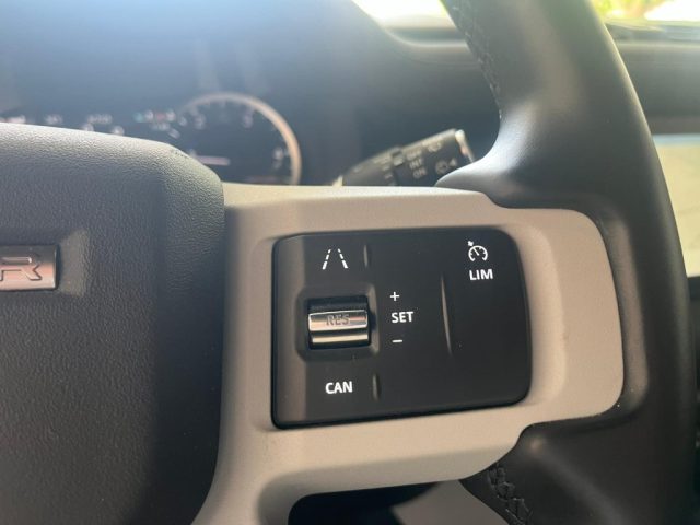LAND ROVER Defender usata, con Controllo trazione