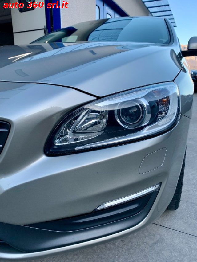 VOLVO V60 usata, con Alzacristalli elettrici