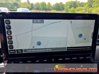 HYUNDAI Staria usata, con Fari LED