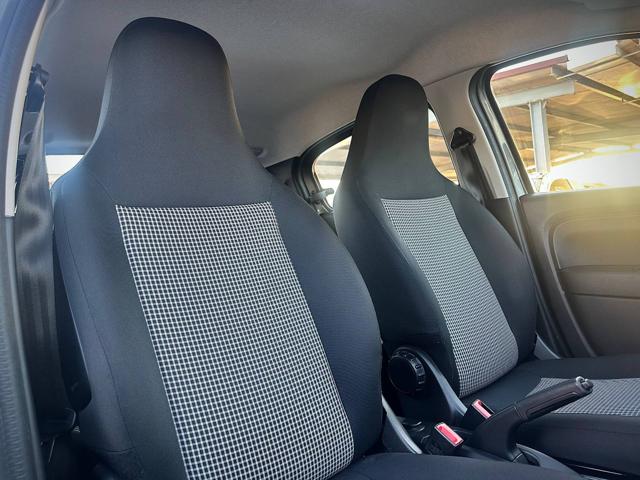 RENAULT Twingo usata 28