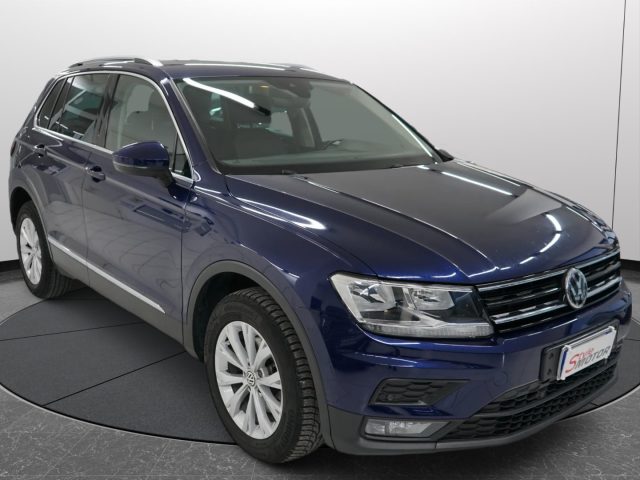 VOLKSWAGEN Tiguan usata, con Airbag