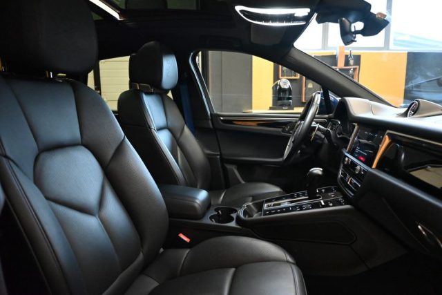 PORSCHE Macan usata 42